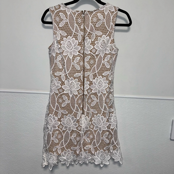 Aniina Women's Dress Size S White Floral Lace - Picture 4 of 8